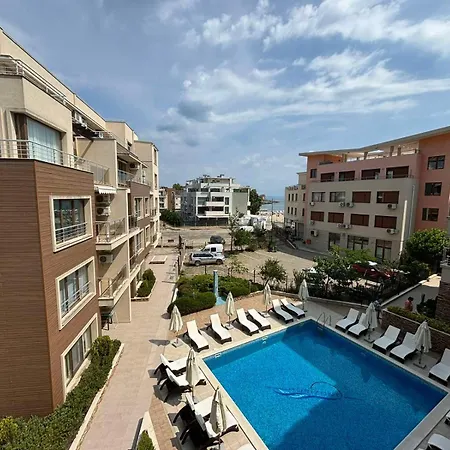 хоризонт Apartment *